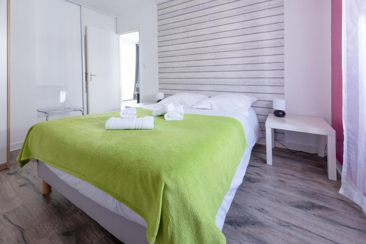 Ker Uhel - Charmant Appartement Plein Centre Saint-Renan Ngoại thất bức ảnh
